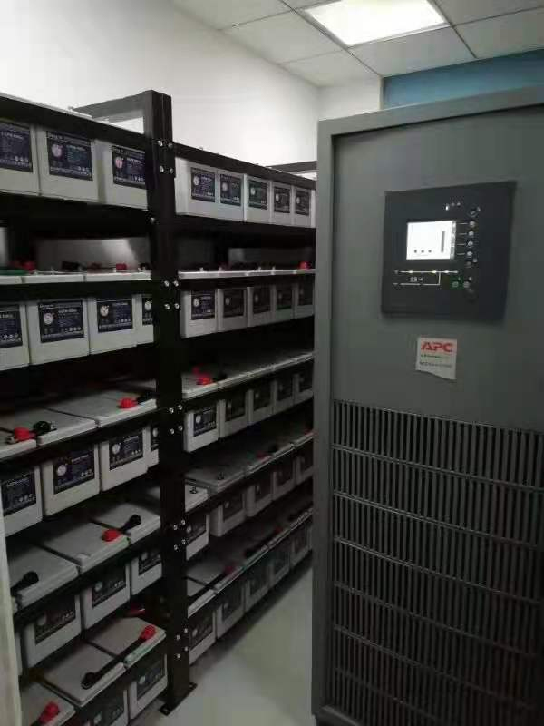 鄂州某人民醫院蓄電池更換